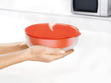 Cool-Touch Microwave Dish